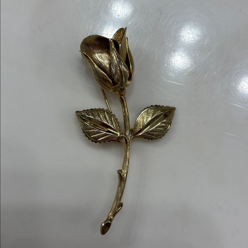 Vintage Giovanni Gold Rose Brooch Pin